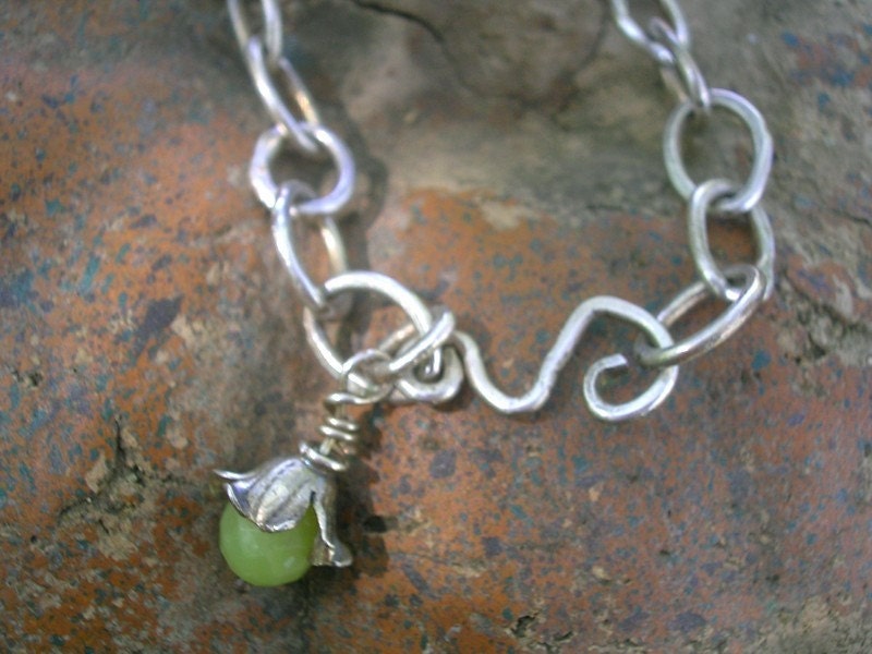 SWEET JASMINE -  Fine Silver Handmade Link Bracelet - Fine (99.9) Silver, Golden Yellow Faceted  Jade, Thai (99.0) Silver Flower