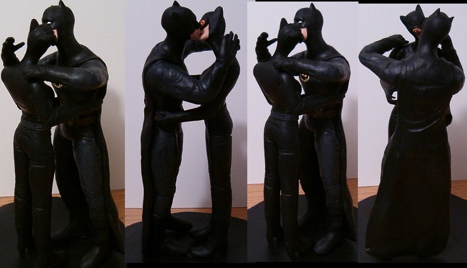 Custom Wedding Cake Toppers Figure set - Kissing Superheroes - Your Choice