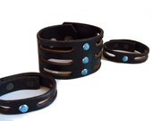 Trinity Cuff Leather with Turquoise Stones - Adjustable - Choice of Color Leather - Men's Women's Unisex