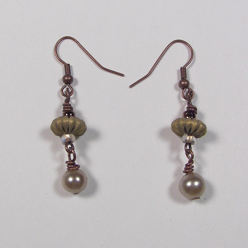 EC134 Copper and Pearls Earrings
