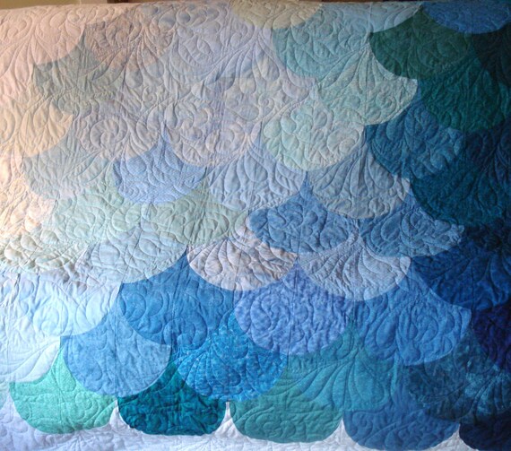Double/Queen Quilt in Shades Of Blue Raindrops by uniquelynancy