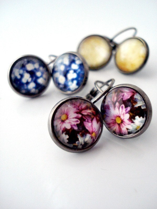 Bridesmaids Jewelry Set - Earrings, Set of 5 - You Choose Image, Antique Bronze or Vintage Silver - Customized for Weddings, Unique Gift