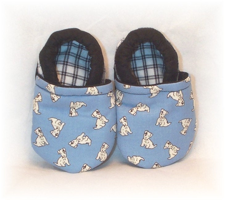 Baby Crib Shoes Booties - Blue Old Fashioned Puppies - FREE SHIPPING