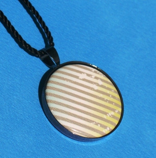 Vanilla Sky - Pendant Necklace