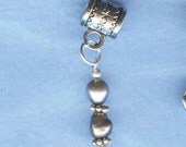 Silver Irridescent Pearl Lrg Hole Bead Fits  All European Styles  Add a Bead Charm Bracelet Jewelry Pnd-Gm09