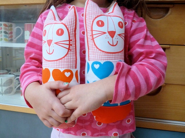 Retro Scandi love hearts retro fabric cat toys plush Graziela