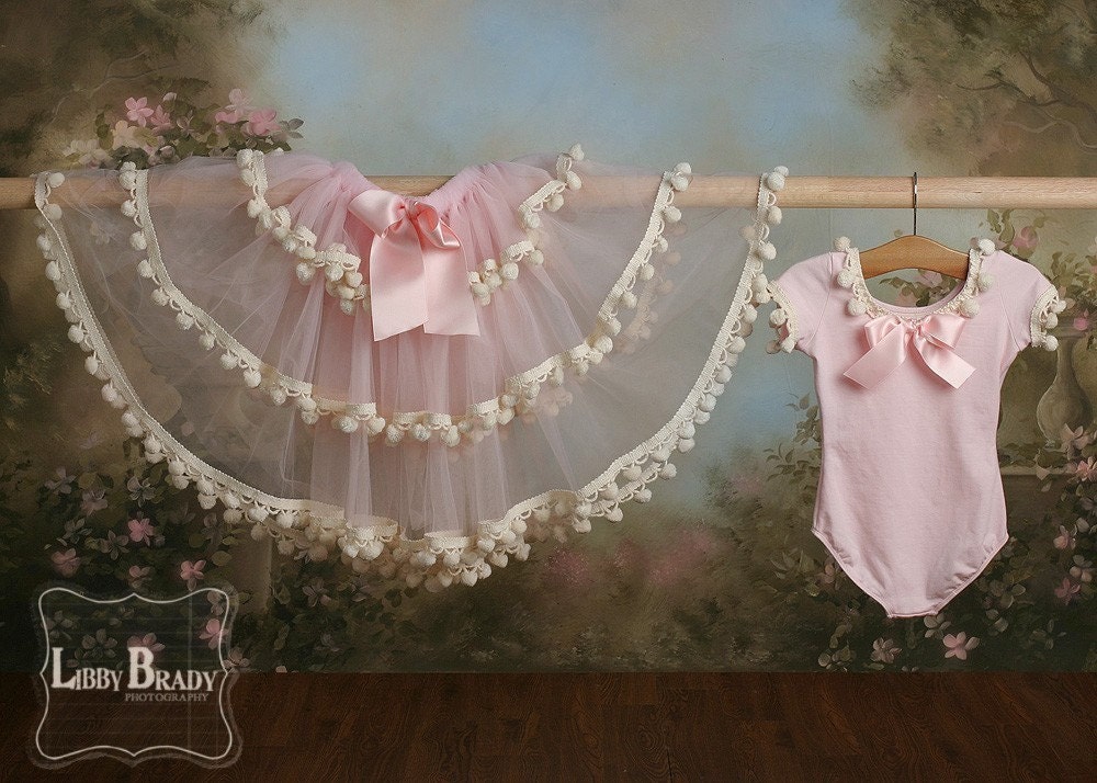 FREE SHIPPING - POM POM COUTURE - BLUSHING SET - FLOWER GIRLS, Valentine's Day, PORTRAITS, BIRTHDAYS, SPECIAL OCCASION