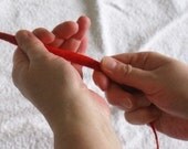 Tutorial - how to make a felt necklace on cottonwaxed cord