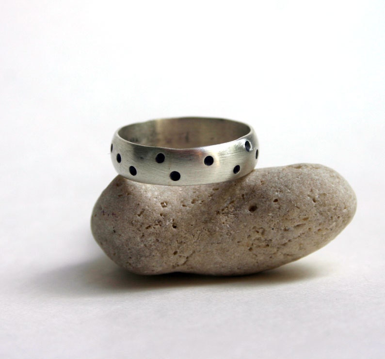 Sterling Silver Ring Dotty Half Round Size 10