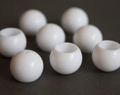 8 Vintage Lucite White Bead Caps I 2