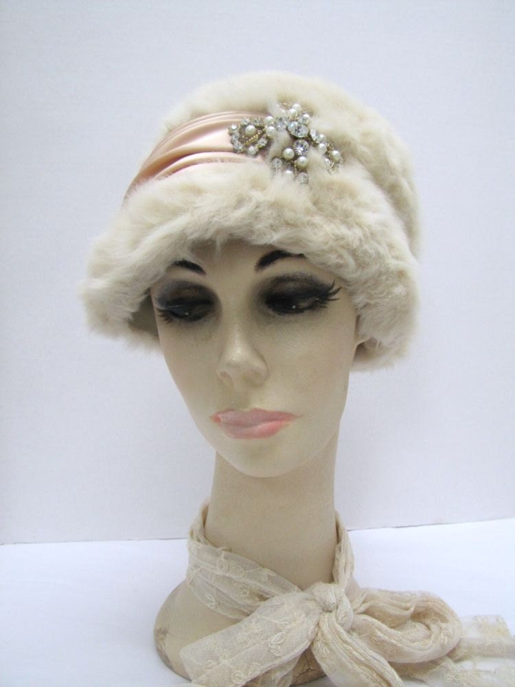 1950s Cream Fur Schiaparelli Hat with Box