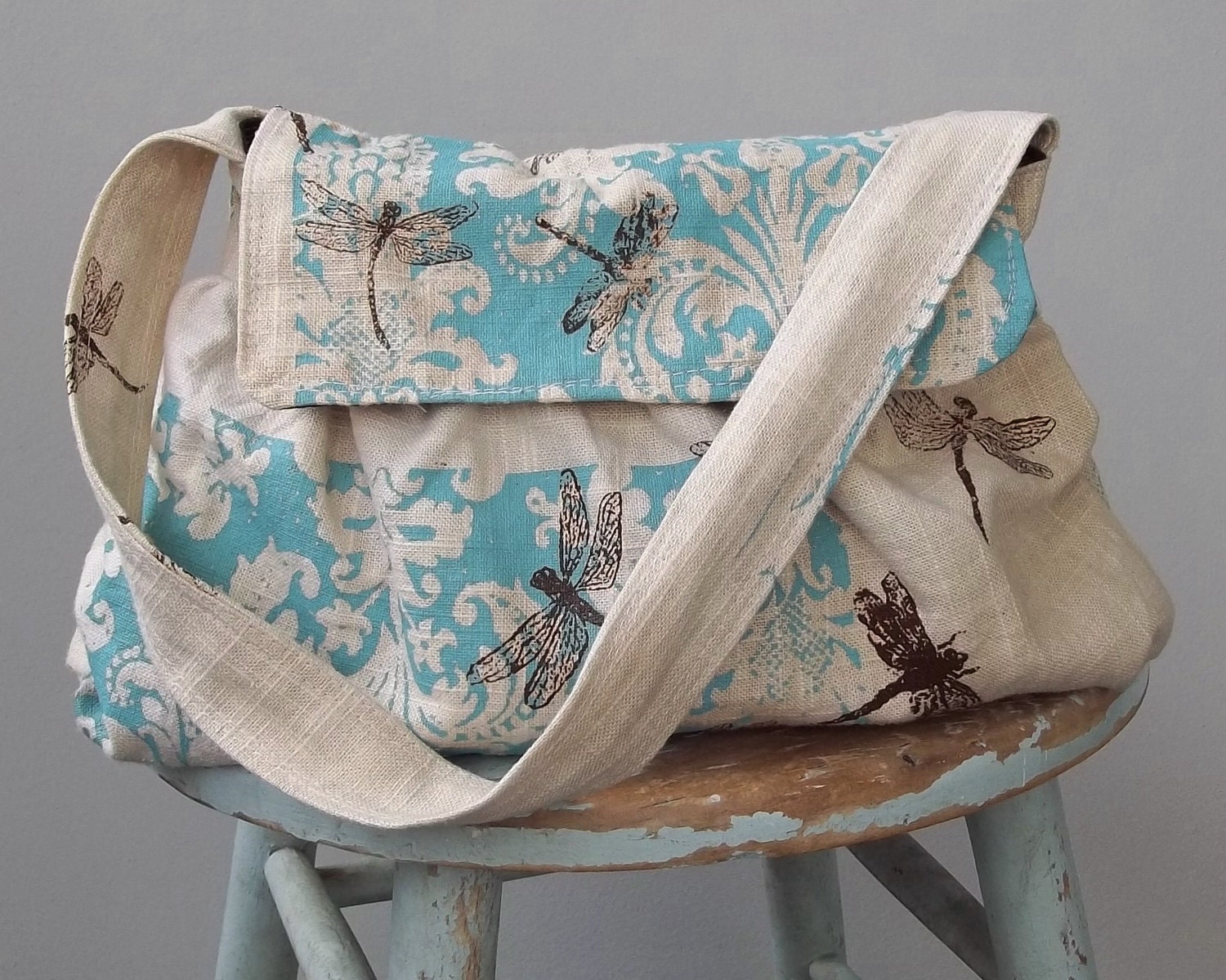 Dragonfly Shoulder Bag - - 3 Pockets - - Key Fob