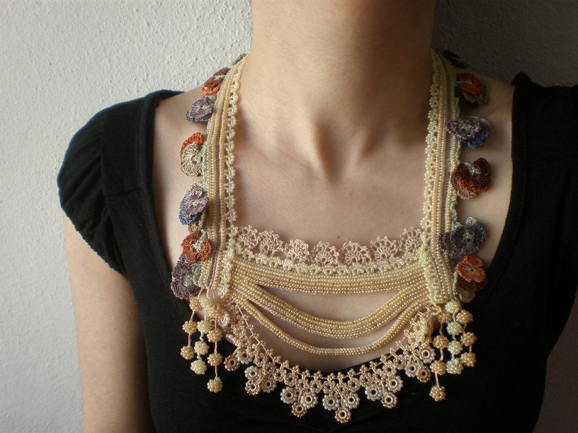 Primula Vulgaris ... Beaded Crochet Necklace - Cream Beige