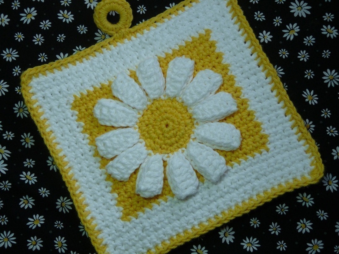 Daisy Potholder Crochet PATTERN - INSTANT DOWNLOAD