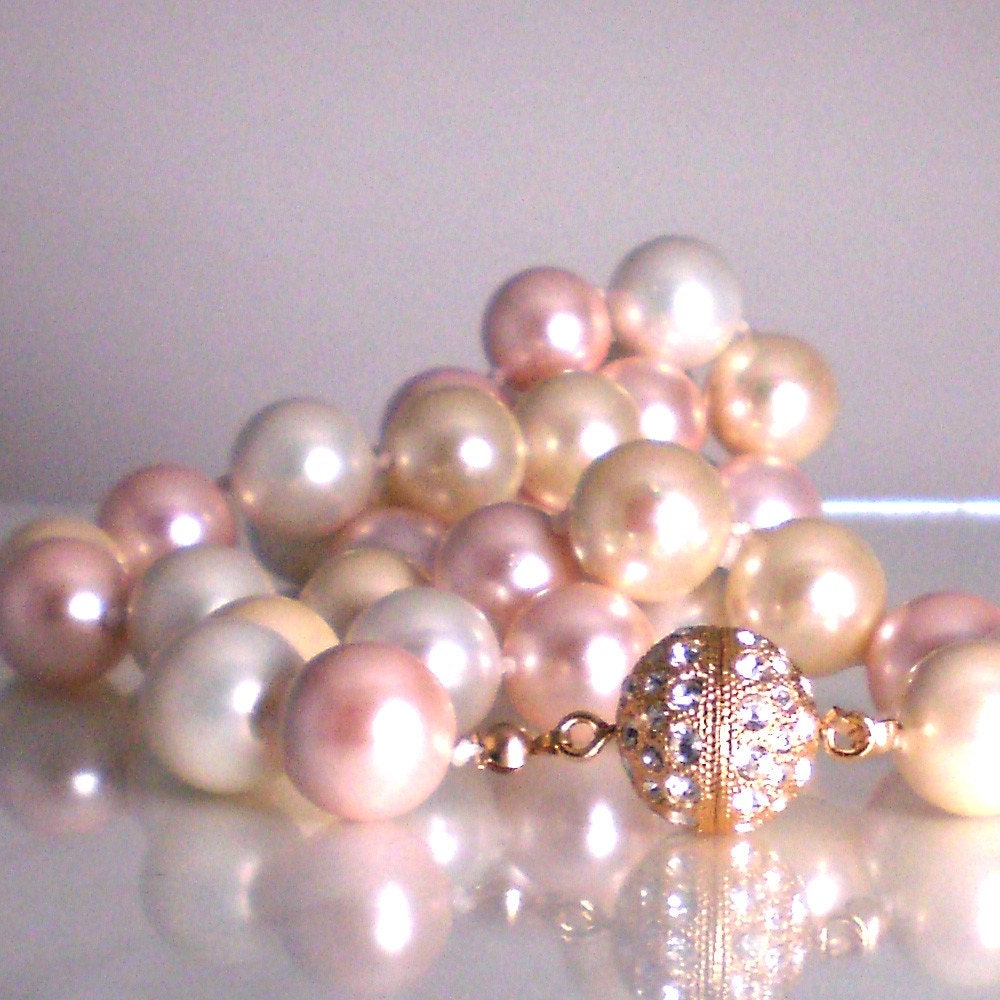Handmade Necklace Pearls Light  Spring Pastels