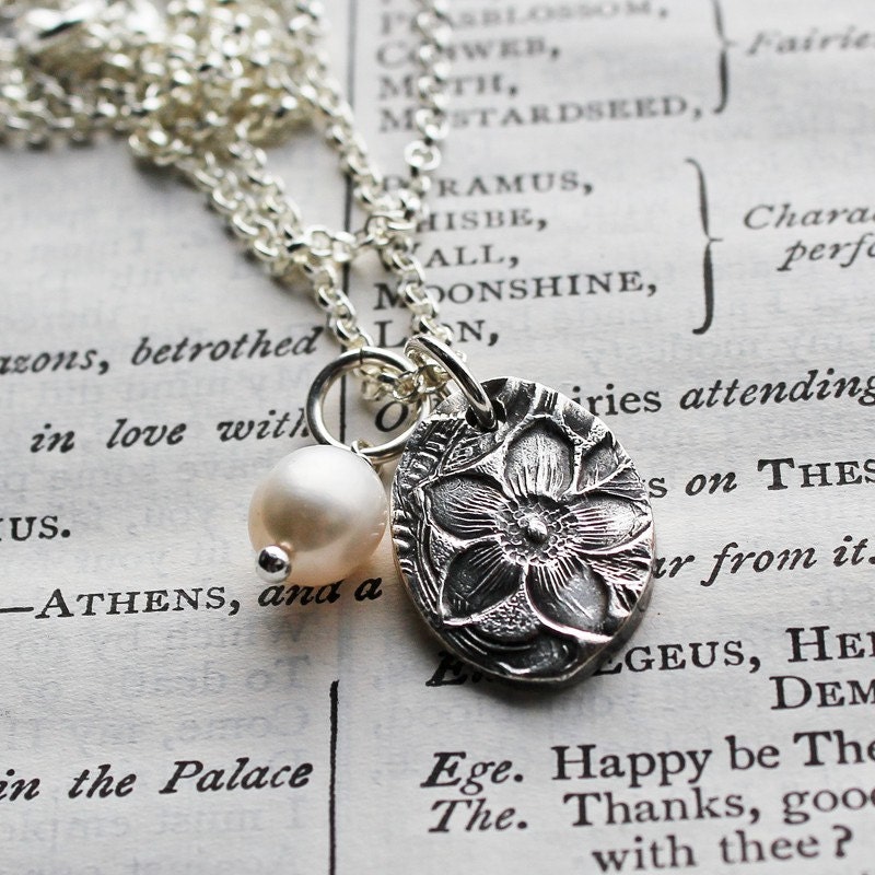 Vintage Floral Imprint Necklace in fine silver