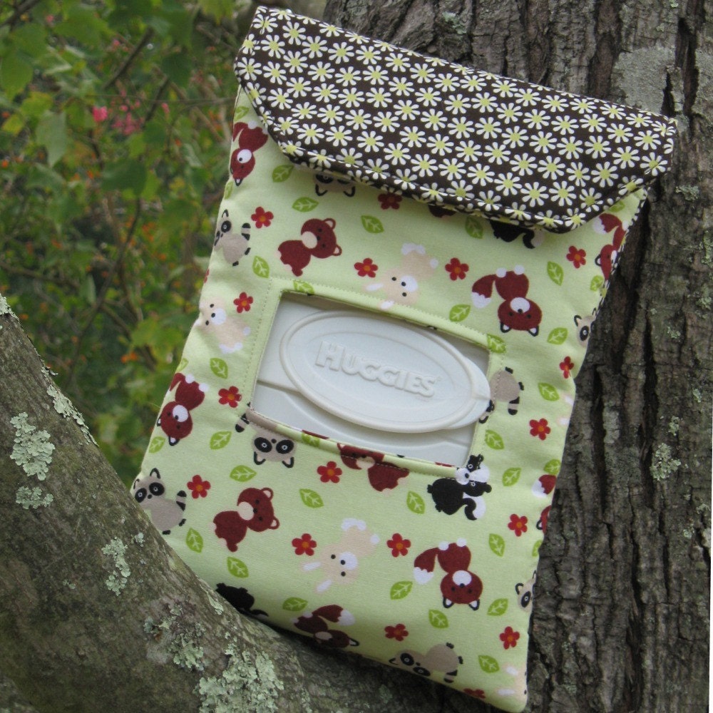 Diaper and Wipes Pouch - pdf sewing pattern - great small diaper bag - Instant Download