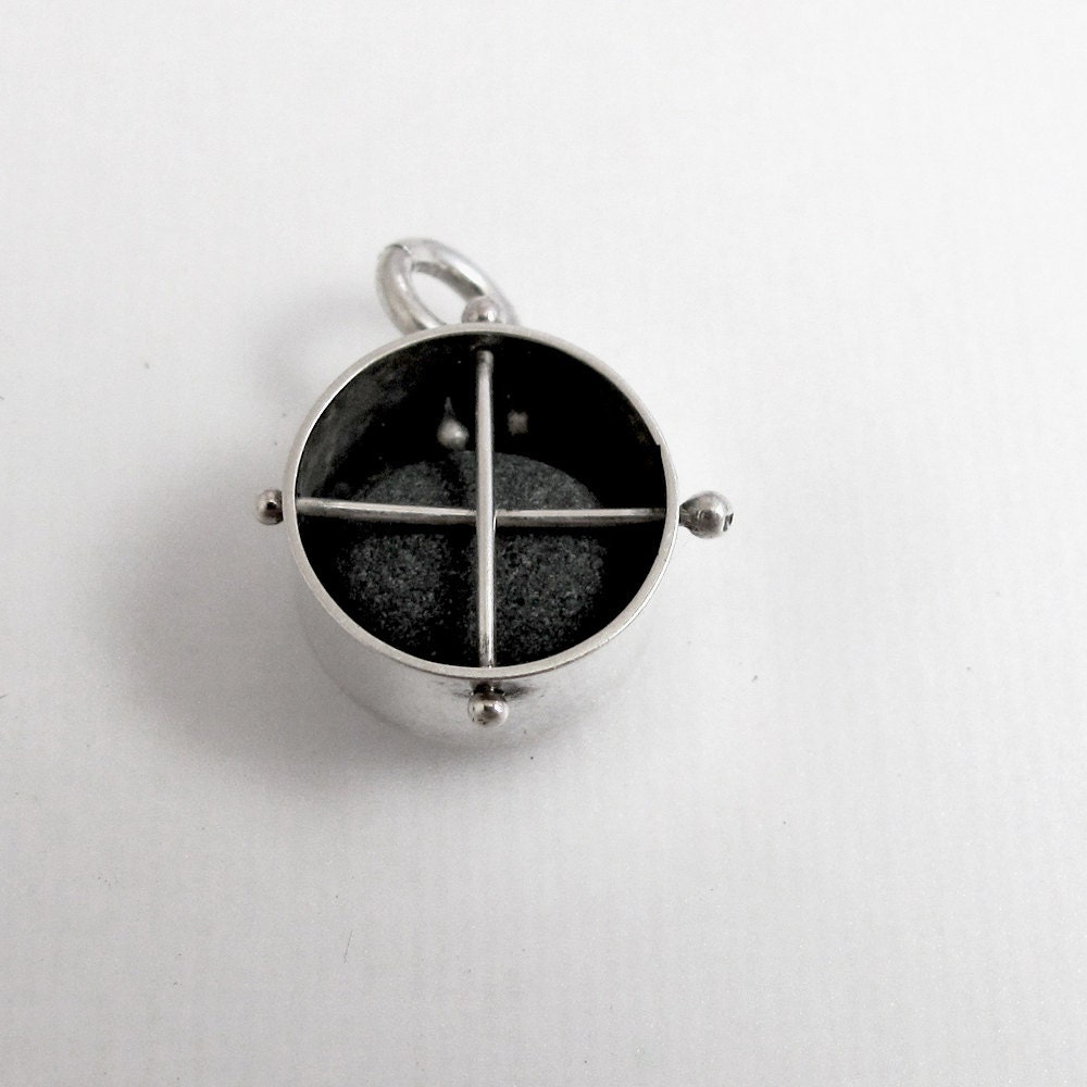 CS6 Trapped Beach Stone Charm by Experimetal