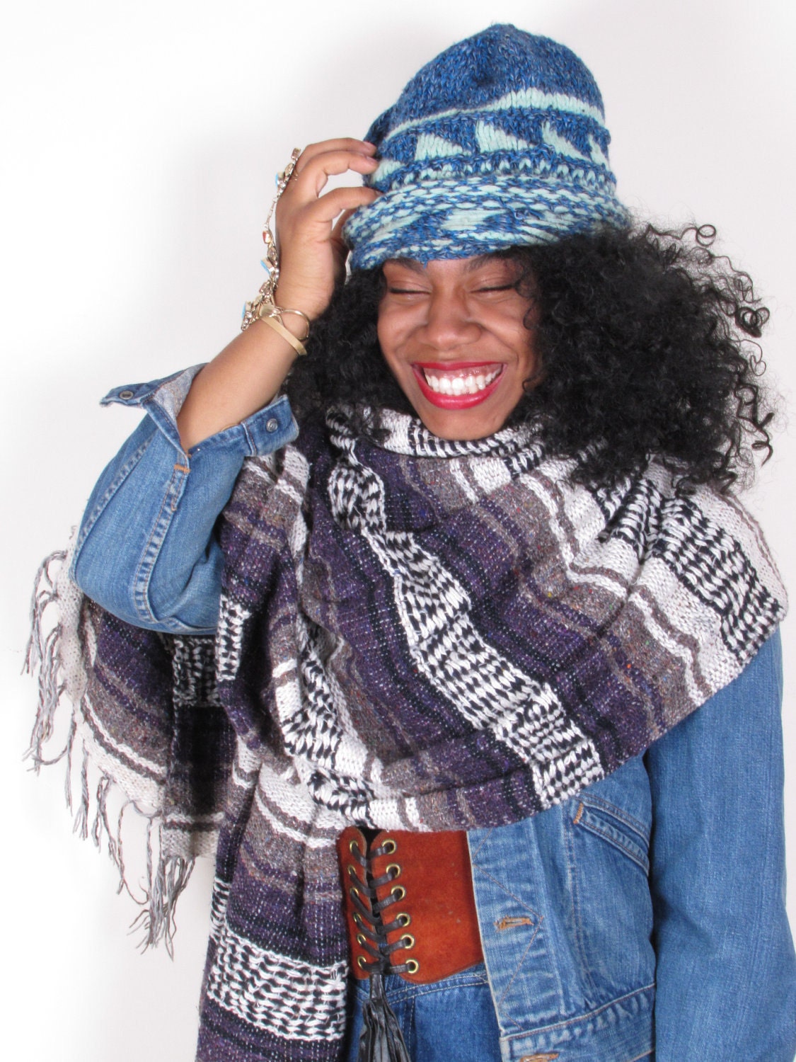 vintage 70s AmAZiNg MexICaN NaVaJo eTHnIC BlUe WoOl FrInGE BlAnKeT PoNcHo sWeATeR ShAwL CaPe sm med lg