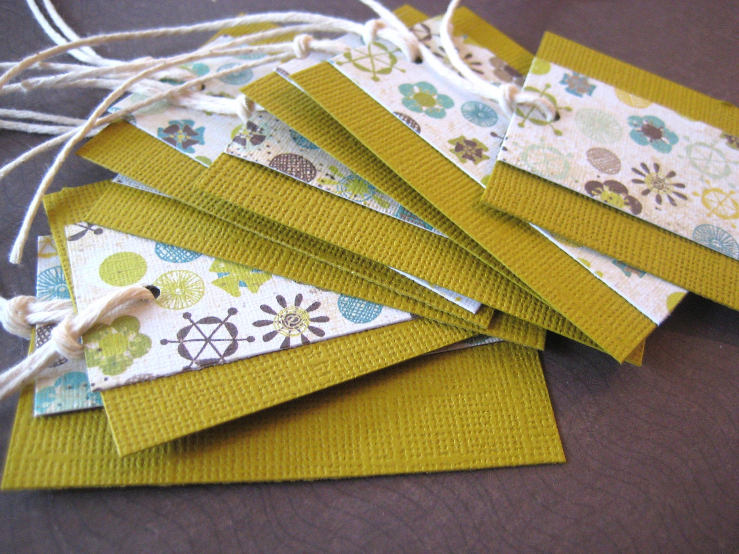 Retro Mid Century Mustard Yellow Aqua Gift Tags - Flower Bombs - set of 8