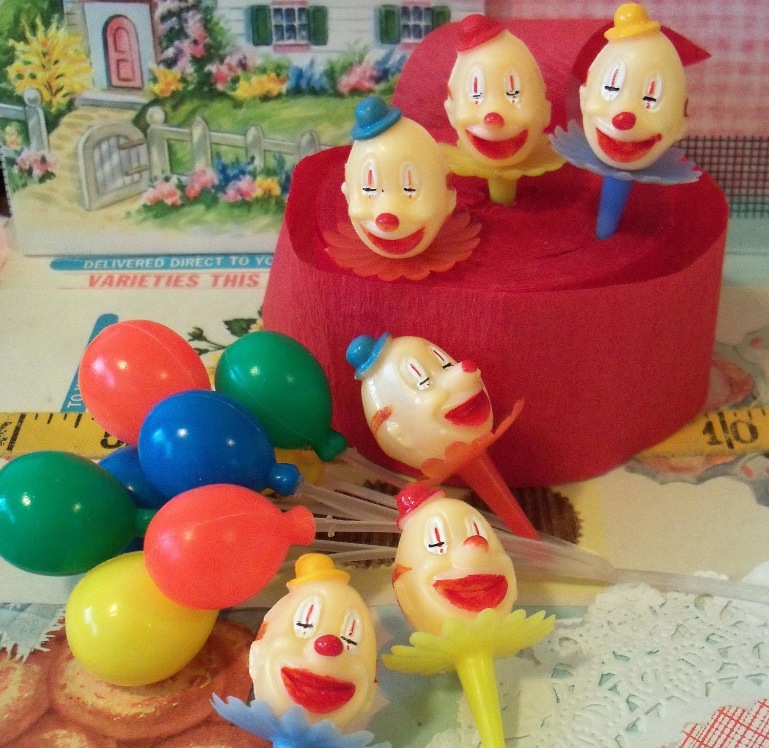 Old Stock / Clown Cupcake Picks-Toppers / Six Items Plus One Balloon Bouquet