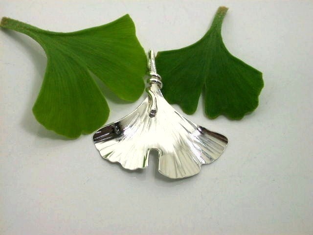 Ginkgo Leaf Pendant, Single leaf, Sterling  Med. Size, 205