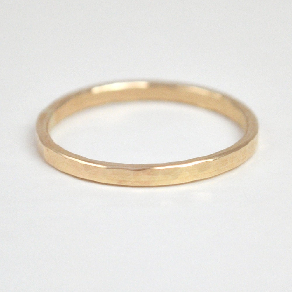 Single Glint Stacking Ring in 14k Gold Filled - Recycled Metal