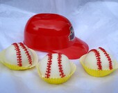 Cake Balls: Bitty Bite Baseball Fever