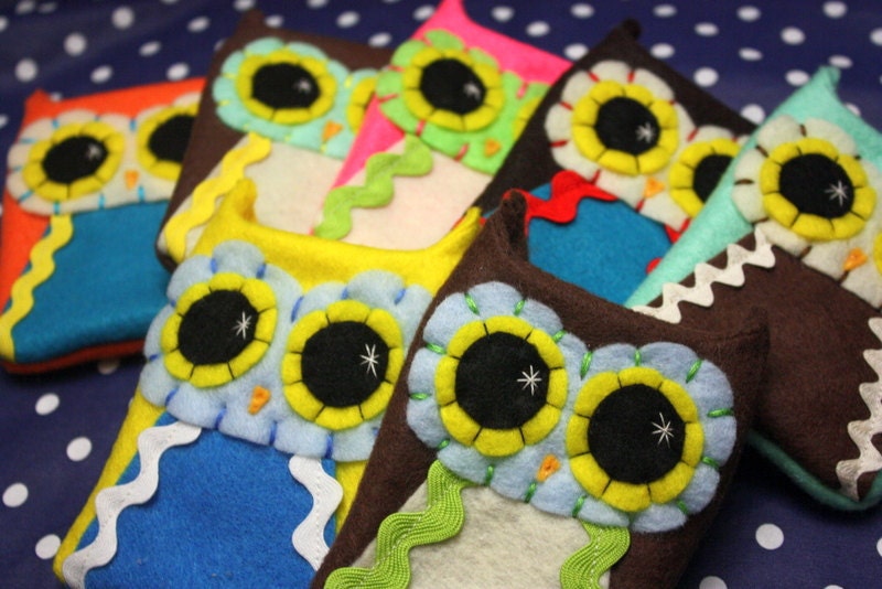 Custom Eco-Friendly Felt Owl Mobile Phone Sleeve - Your choice of colours