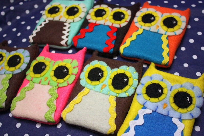 Custom Eco-Friendly Felt Owl Mobile Phone Sleeve - Your choice of colours