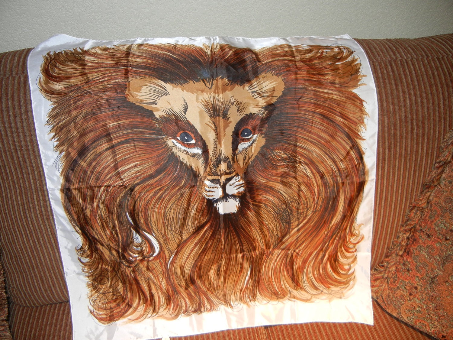 SALE Lion scarf Vintage 70s Glam Rock