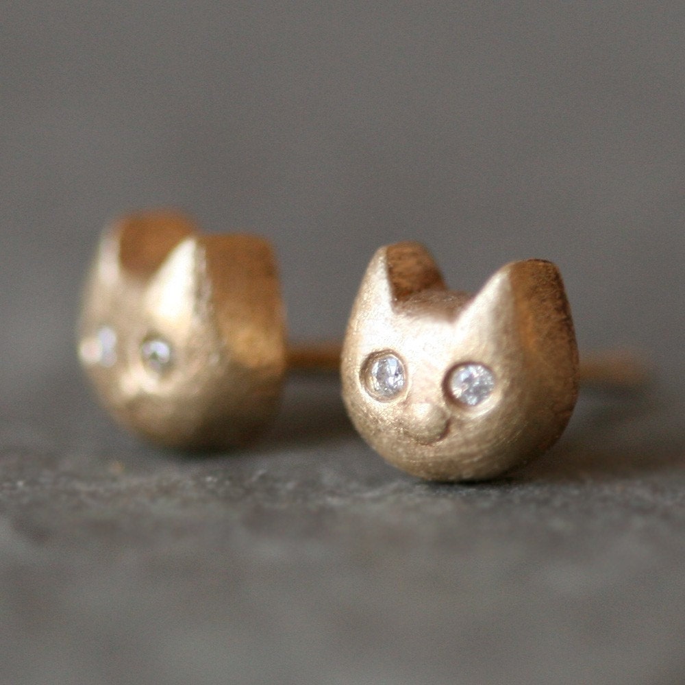 Baby Kitten Stud Earrings With Diamonds in 14K Gold