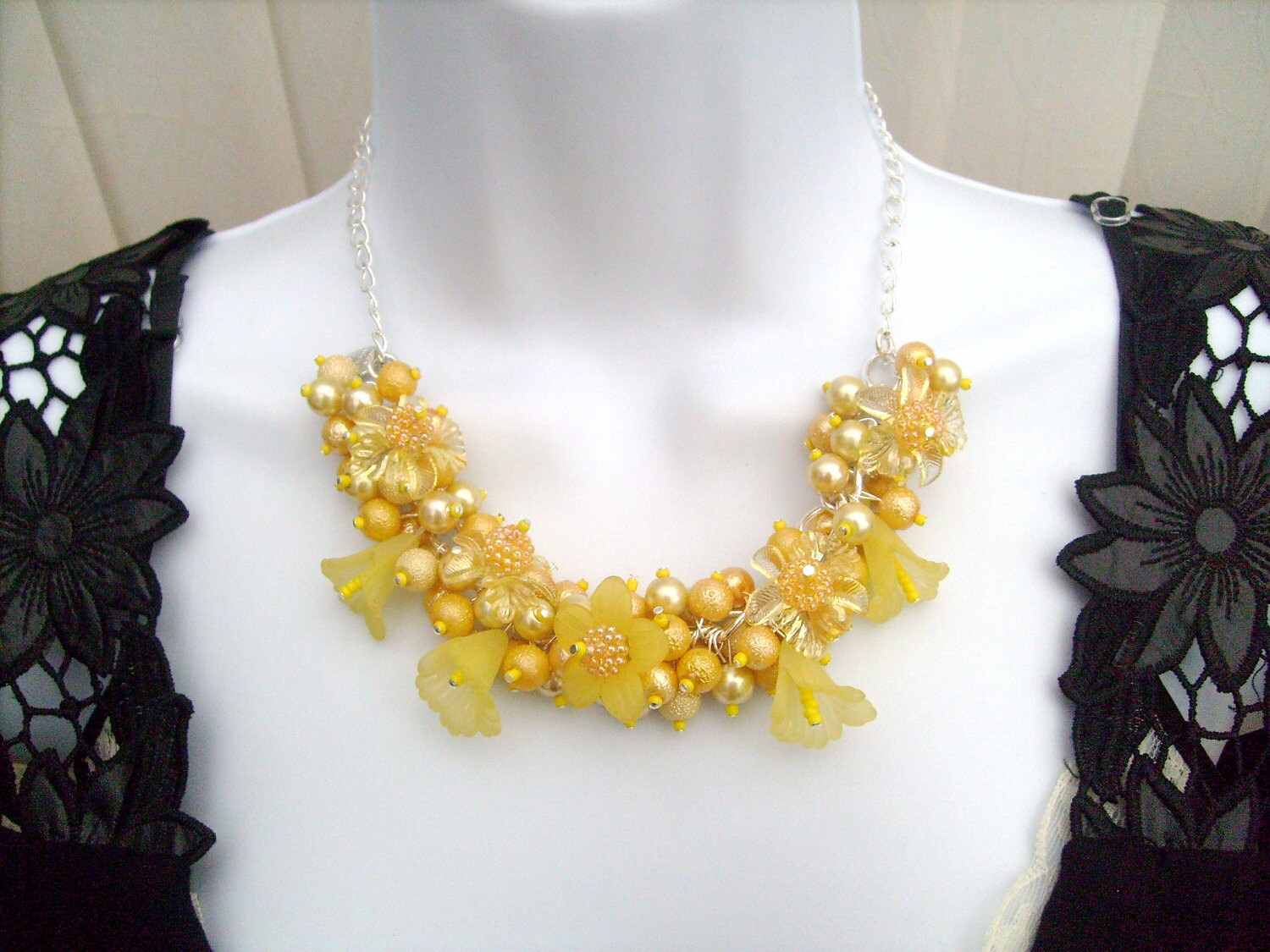 Chunky Yellow Necklace