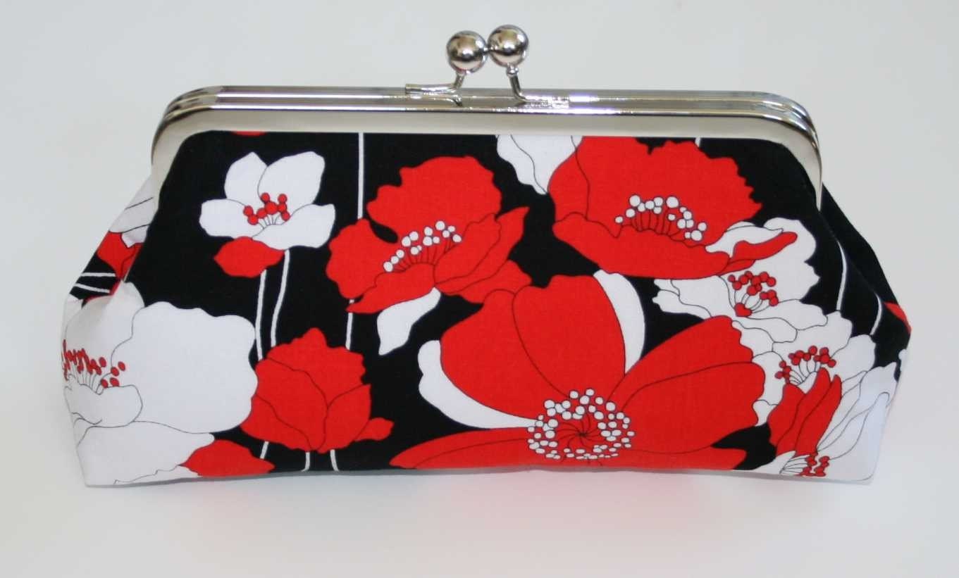 Red Poppies Clutch Purse/Bridesmaid Clutch Poppies/Black Red Purse