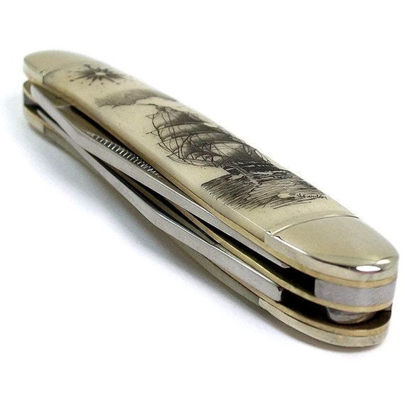 Scrimshaw Muskrat Pocket Knife with Ship and Compass Rose