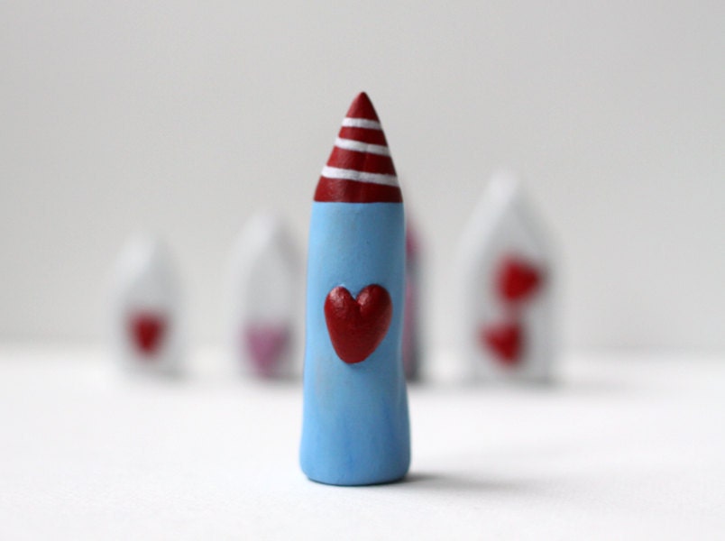 Little Home No 130 - little clay house with big heart