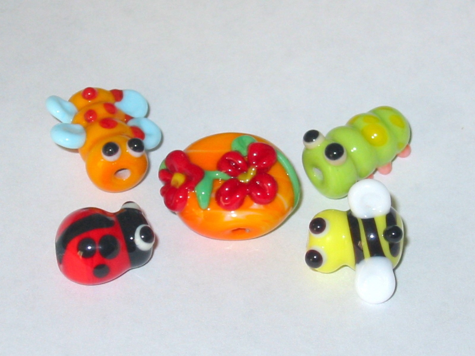 Reserved for roxannalou Little Bugs Lampwork beads