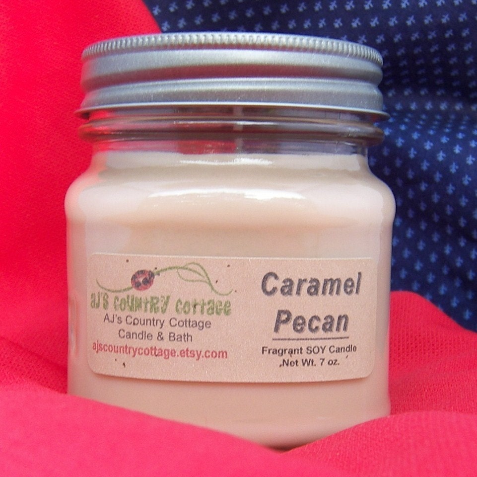CARAMEL PECAN PIE SoY Candle - Highly Scented