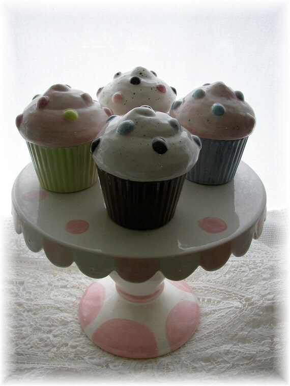 Cupcake Trinket BOXES Set of 4 WITH Cake by Angelheartdesigns