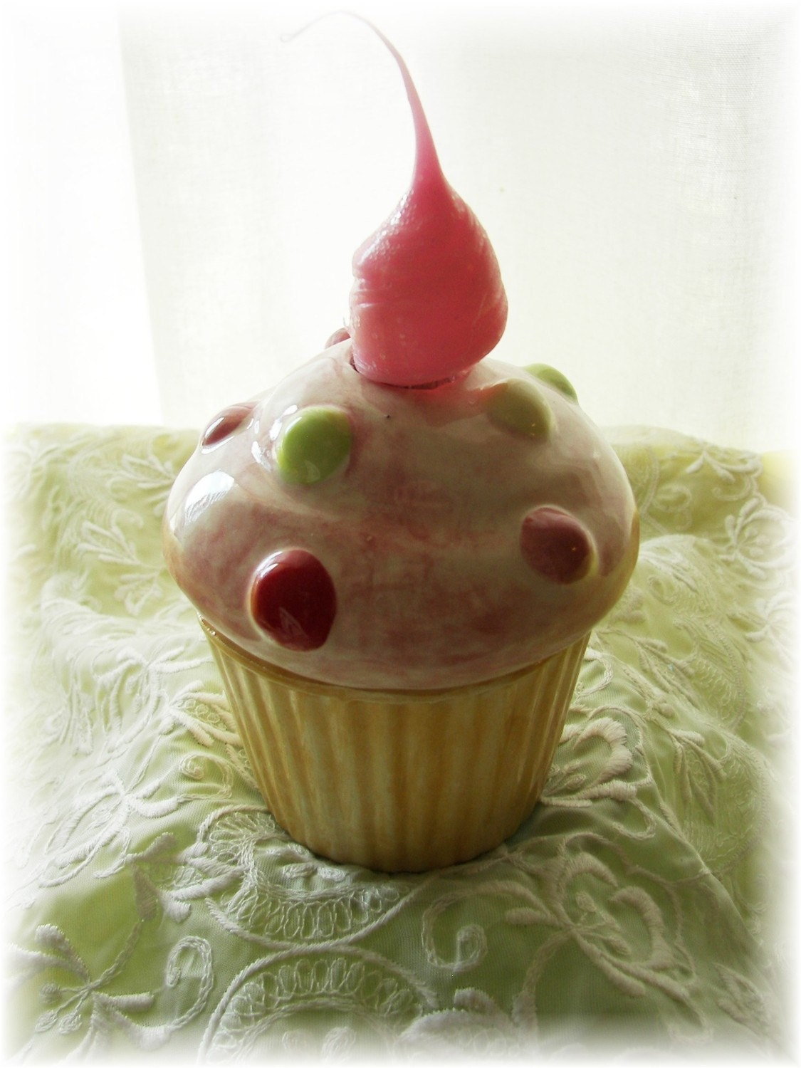 Cupcake Night light in Spring colors
