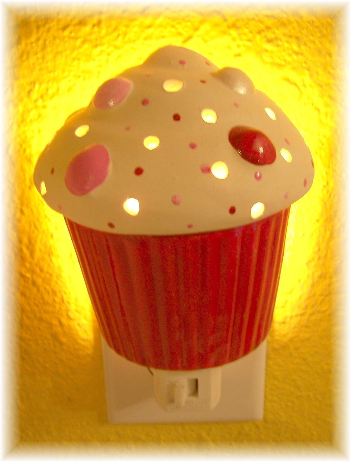 Red Velvet Ceramic Cupcake Wall mount Night Light