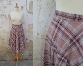 1970 plaid pleated middle lenght skirt size S