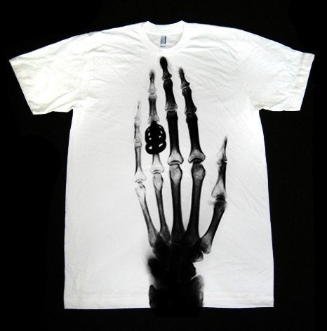 Mens Poly-Cotton Tshirt in White feat. Ringen print in Black