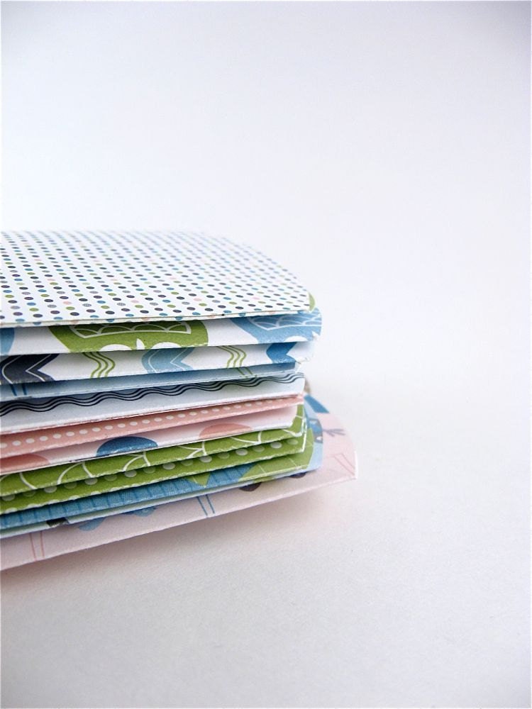 12 Pillow Boxes. Green. Pink. Blue. White. Owls Birds Geometric