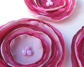 Poppy Pin Brooch Fabric Mixing-Colors Collection - Pink, Fuchsia and Bordeaux, with pink beads