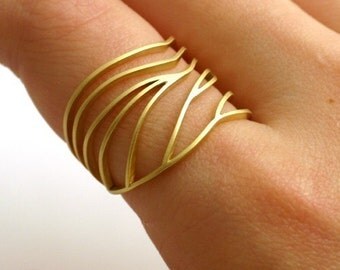 Wing Ring - Gold Dragonfly Ring