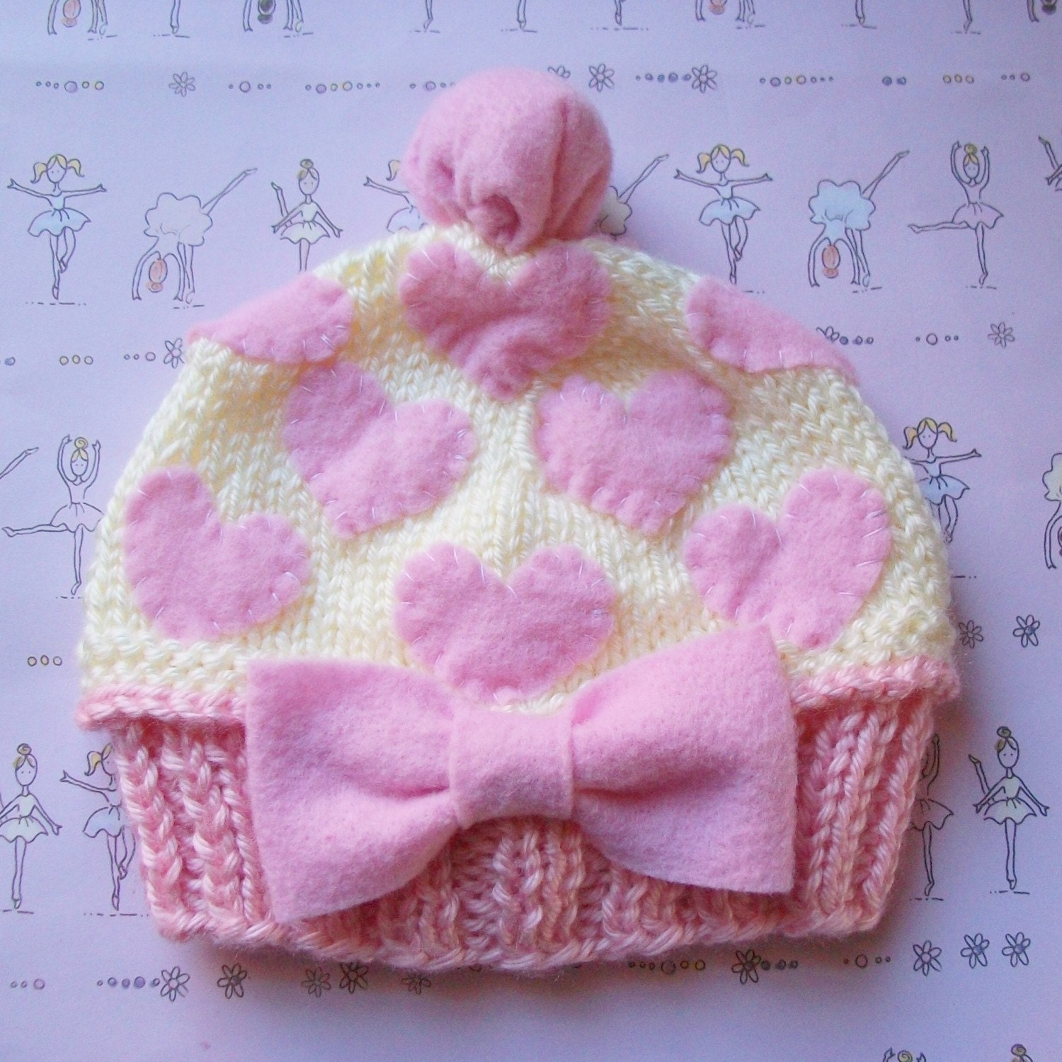 DREAM CUPCAKE Baby beanie, baby hat, cupcake hat, hearts hat, pink hat, girls hat, kids hat, childrens clothing