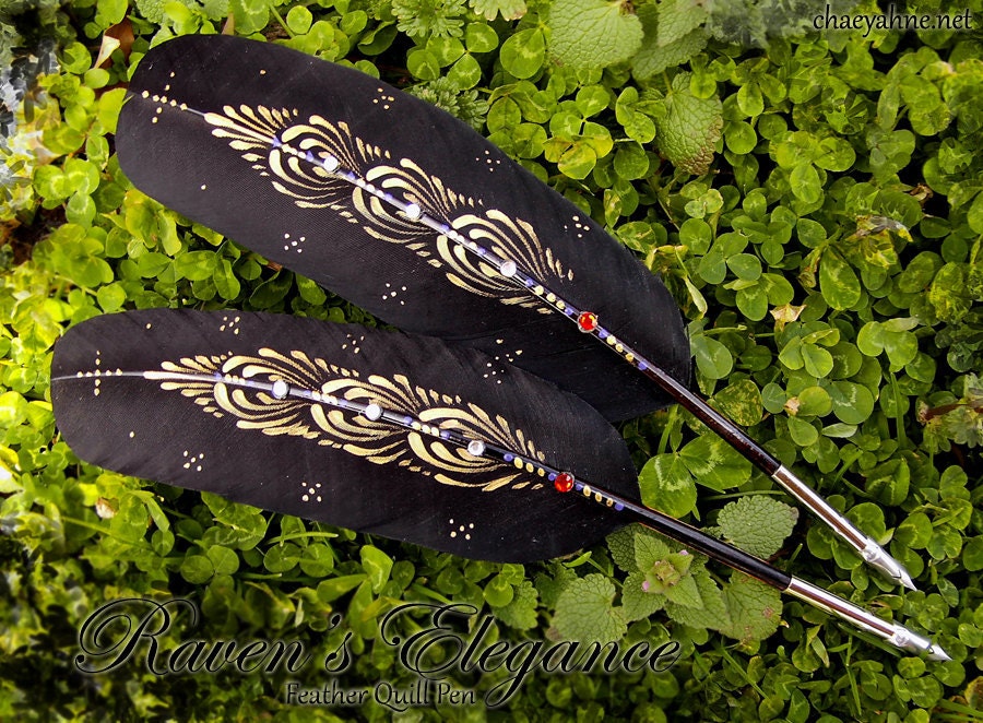RAVEN ELEGANCE Totem Feather Quill Pen
