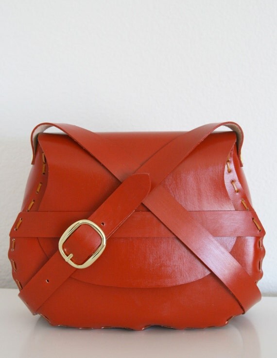 the petal bag, tomato