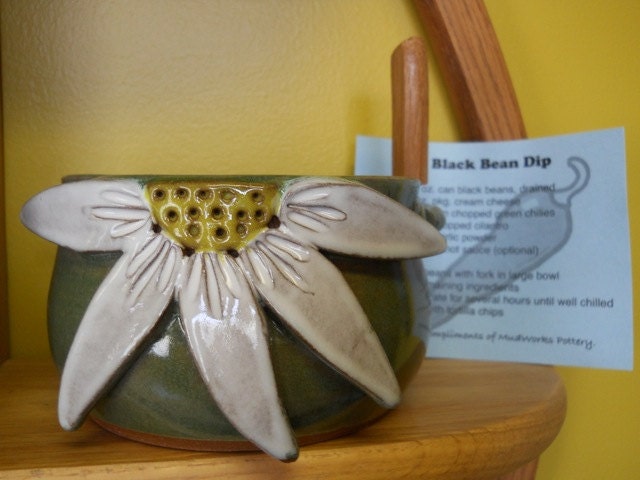 Daisy Dip Bowls